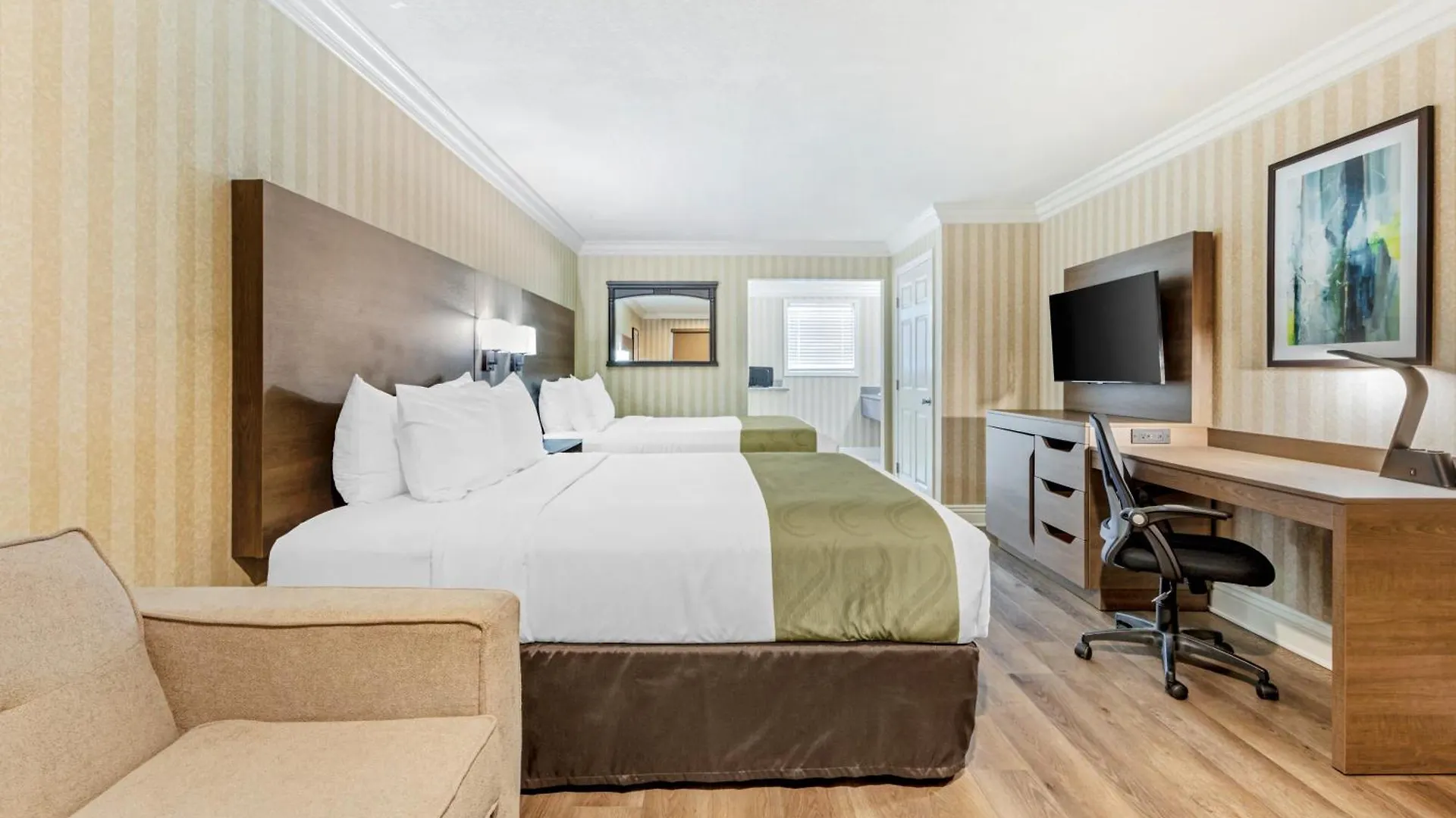 Quality Inn & Suites Anaheim Maingate 2*,  United States