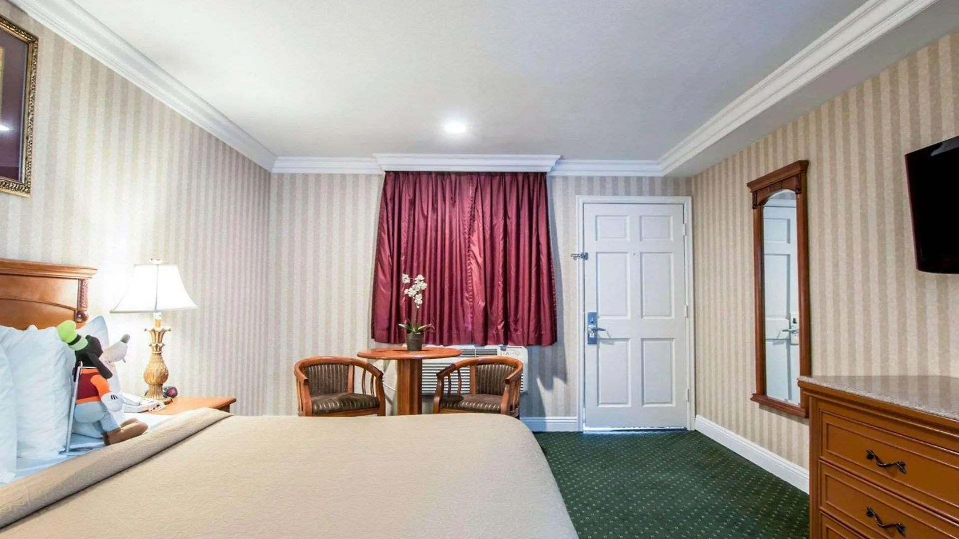 Hotel Quality Inn & Suites Anaheim Maingate